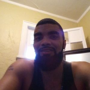 Meet your Posher, Clyde